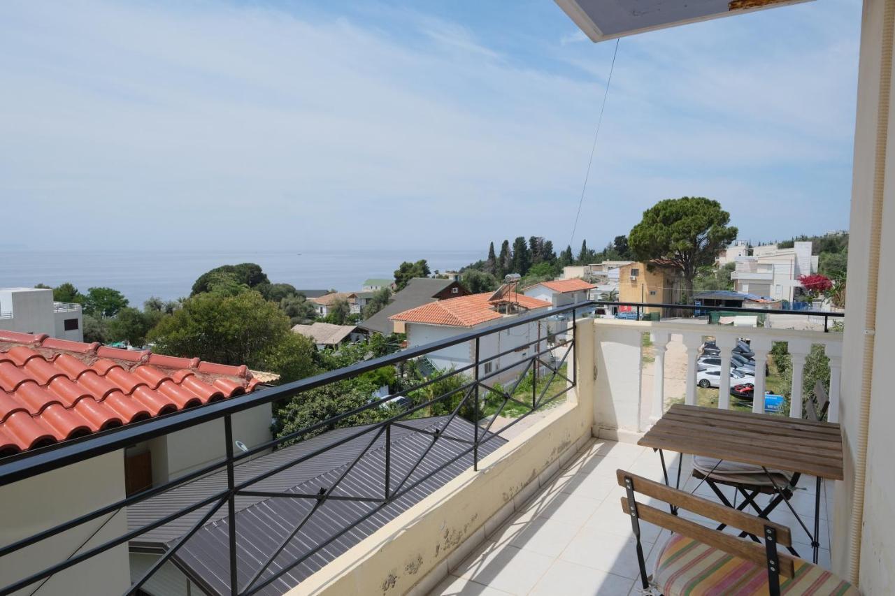 Mehilli Hotel Dhermi Ngoại thất bức ảnh