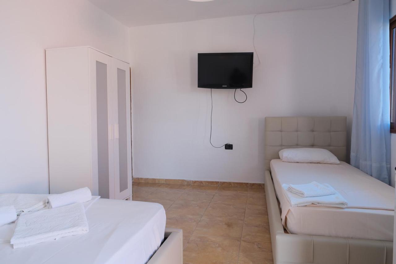 Mehilli Hotel Dhermi Ngoại thất bức ảnh