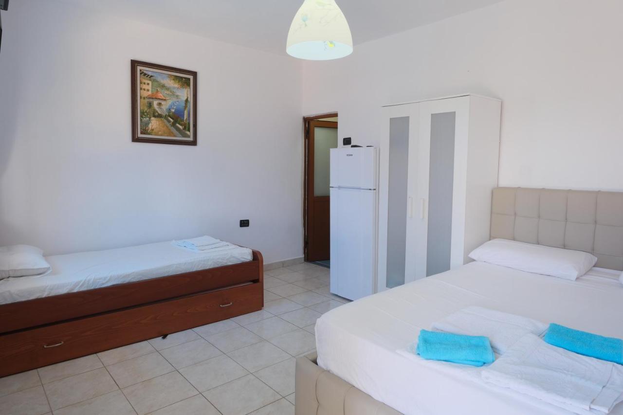 Mehilli Hotel Dhermi Ngoại thất bức ảnh