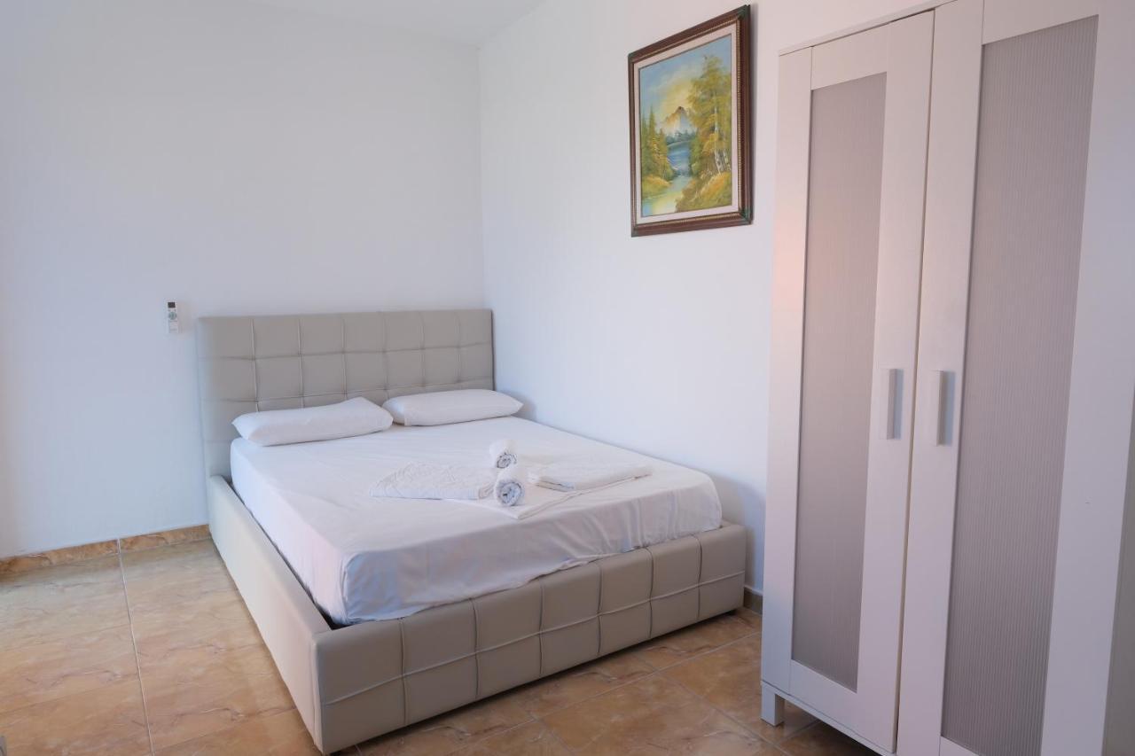 Mehilli Hotel Dhermi Ngoại thất bức ảnh
