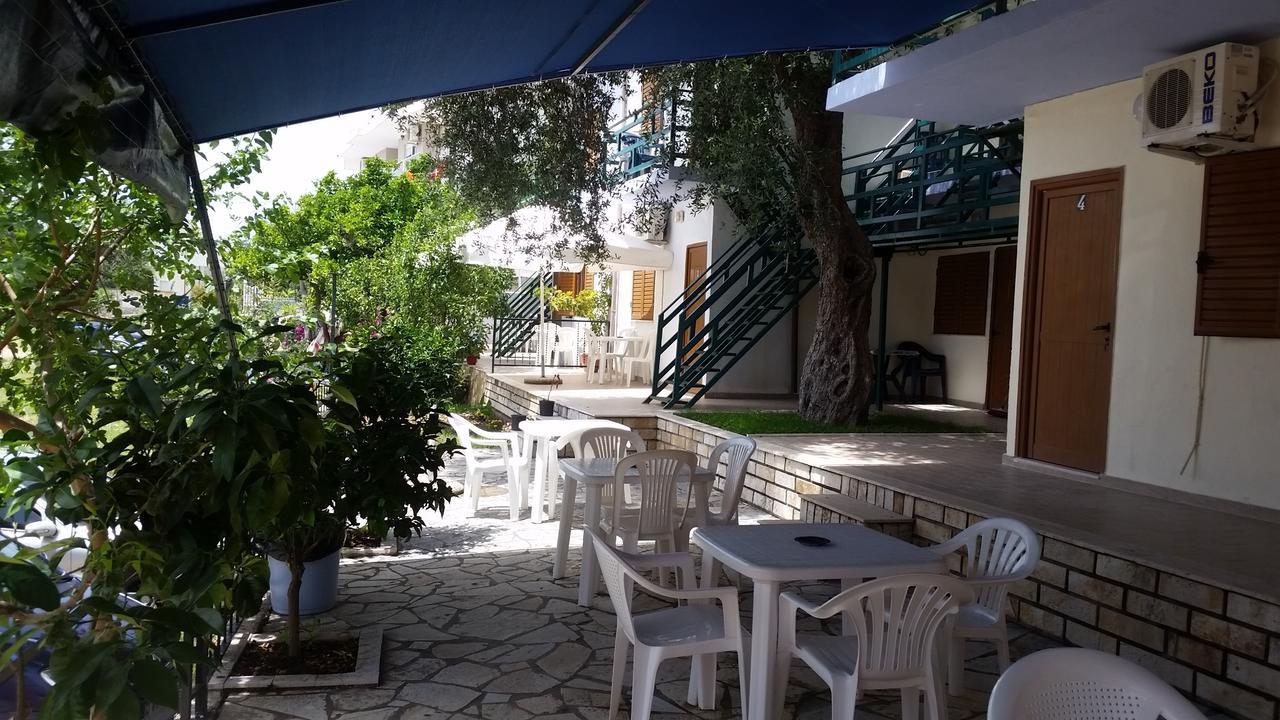 Mehilli Hotel Dhermi Ngoại thất bức ảnh